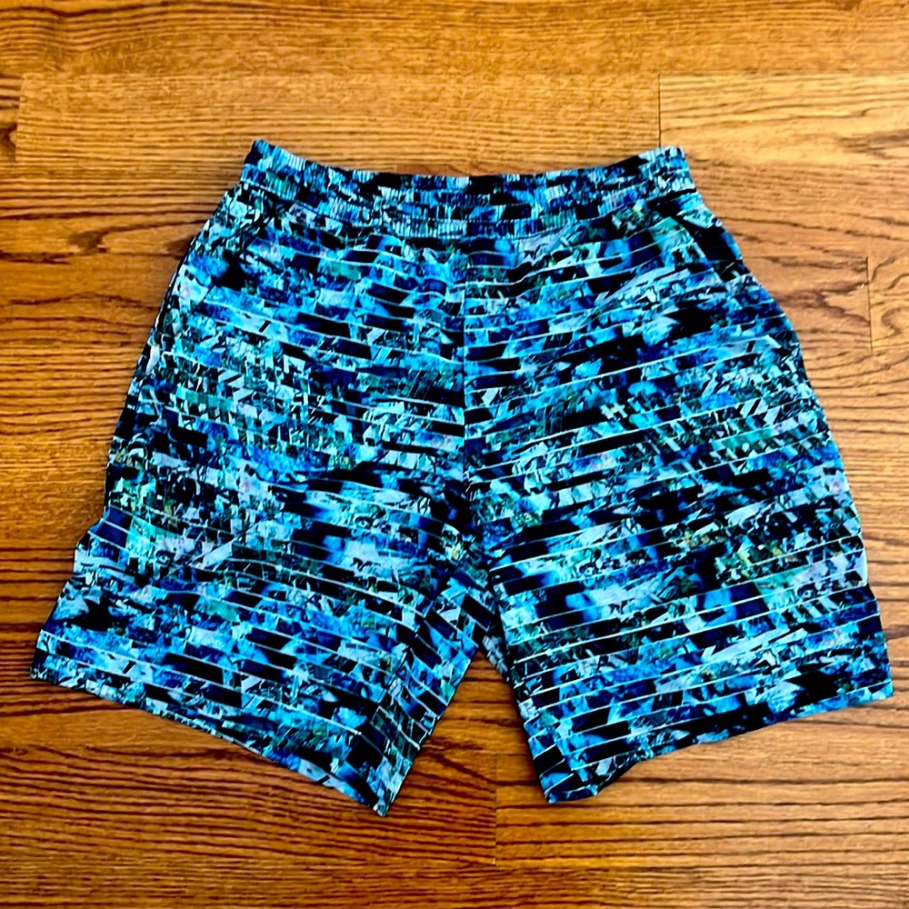 Rare Lululemon 2018 Seawheeze Pacebreaker Shorts - L - 9” inseam